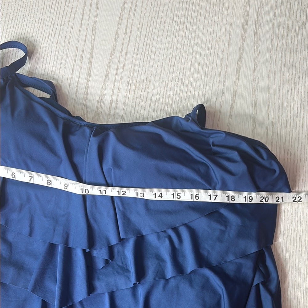 Chic Blue Bikini Set with Classic Design - Picture 10 of 14